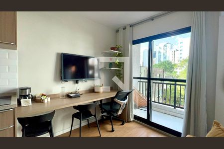 Sala de kitnet/studio para alugar com 1 quarto, 27m² em Pinheiros, São Paulo