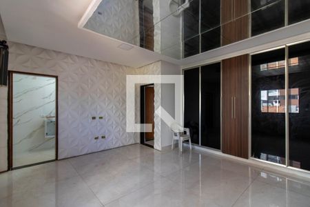 Suíte de casa para alugar com 3 quartos, 350m² em Vila das Palmeiras, Guarulhos