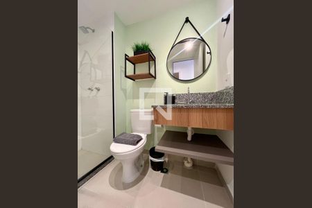 Banheiro de apartamento à venda com 2 quartos, 56m² em Conceicao, Campinas