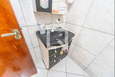 Banheiro de casa à venda com 2 quartos, 180m² em Jardim Santo Alberto, Santo André
