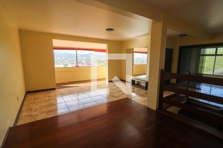 Sala 2 de casa para alugar com 5 quartos, 472m² em Ipanema, Porto Alegre