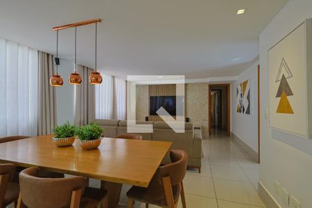 Apartamento à venda com 4 quartos, 243m² em Cruzeiro, Belo Horizonte