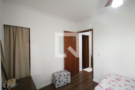Quarto 2 de casa para alugar com 2 quartos, 130m² em Jardim Gazuza, Diadema