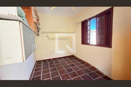 Casa à venda com 3 quartos, 240m² em Camboinhas, Niterói
