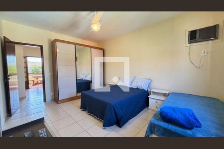 Casa à venda com 3 quartos, 240m² em Camboinhas, Niterói