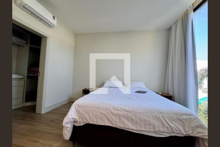 Casa à venda com 4 quartos, 450m² em Vargem Grande, Rio de Janeiro