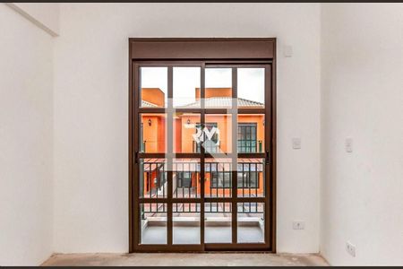 Casa à venda com 4 quartos, 292m² em Jardim Prudência, São Paulo