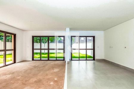 Casa à venda com 4 quartos, 292m² em Jardim Prudência, São Paulo