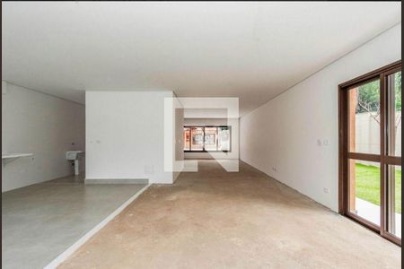 Casa à venda com 4 quartos, 292m² em Jardim Prudência, São Paulo