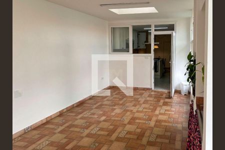 Casa à venda com 3 quartos, 329m² em Jardim Santo Amaro, São Paulo