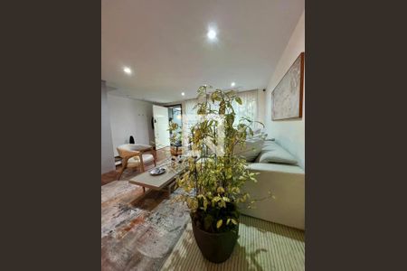 Casa à venda com 3 quartos, 171m² em Campo Belo, São Paulo