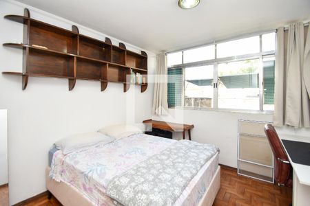 quarto de apartamento para alugar com 3 quartos, 84m² em Pinheiros, São Paulo