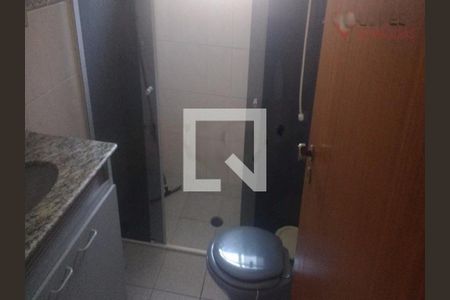 Casa à venda com 3 quartos, 202m² em Jardim Santo Elias, São Paulo