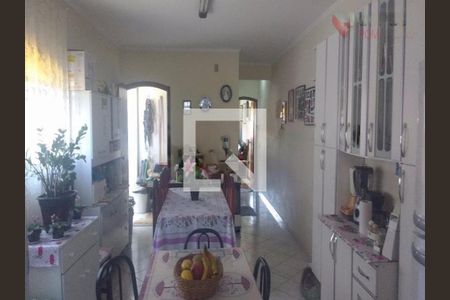 Casa à venda com 3 quartos, 202m² em Jardim Santo Elias, São Paulo
