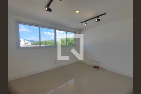 Suíte 1 de casa de condomínio para alugar com 4 quartos, 200m² em Recreio dos Bandeirantes, Rio de Janeiro