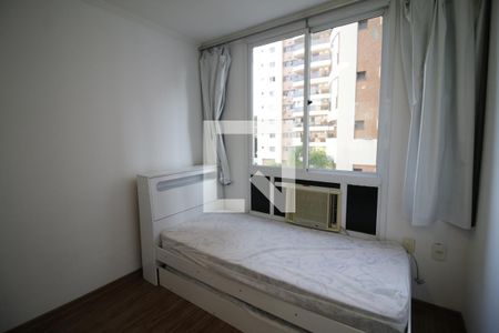 Quarto 1 de apartamento para alugar com 2 quartos, 60m² em B Tijuca, Rio de Janeiro