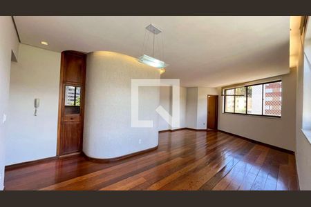 Apartamento à venda com 4 quartos, 180m² em Cruzeiro, Belo Horizonte