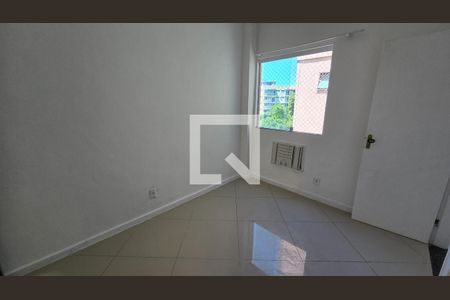 Foto 14 de apartamento à venda com 2 quartos, 44m² em Taquara, Rio de Janeiro