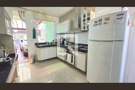 Casa à venda com 3 quartos, 180m² em Jardim Imperial, Lagoa Santa