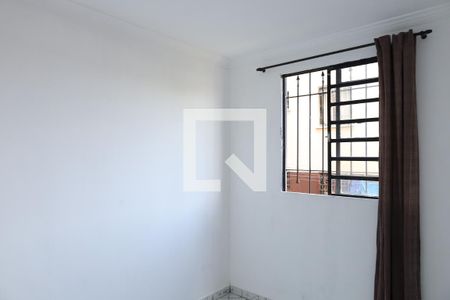 Quarto 2 de apartamento para alugar com 2 quartos, 42m² em Chacara Santa Etelvina, São Paulo