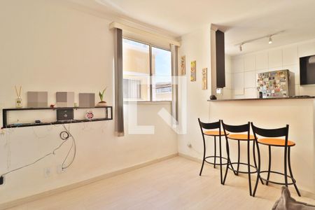Sala de apartamento para alugar com 2 quartos, 90m² em Martins, Uberlândia
