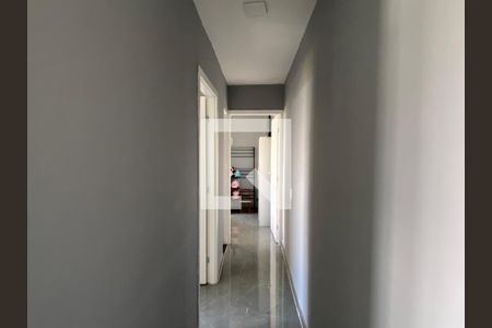 Corredor de apartamento à venda com 2 quartos, 42m² em Jardim Boa Vista (zona Oeste), Osasco