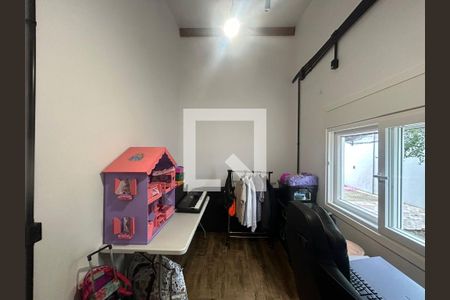 Quarto 2 de casa à venda com 4 quartos, 132m² em Harmonia, Canoas