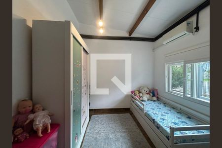 Quarto 1 de casa à venda com 4 quartos, 132m² em Harmonia, Canoas