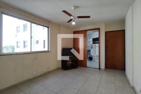 Sala de apartamento para alugar com 2 quartos, 50m² em Camorim, Rio de Janeiro