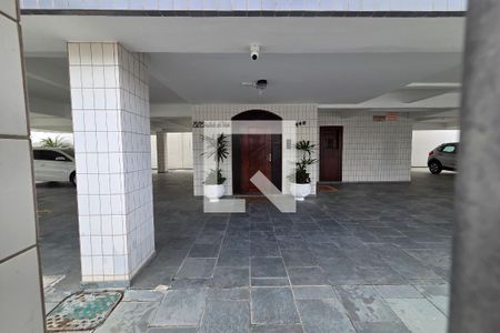 Garagem de apartamento para alugar com 1 quarto, 55m² em Guilhermina, Praia Grande