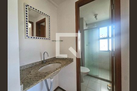 Banheiro de apartamento para alugar com 1 quarto, 44m² em Acupe, Salvador