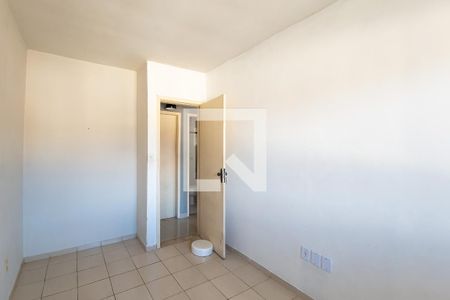 Quarto 1 de apartamento para alugar com 2 quartos, 55m² em Pacheco, São Gonçalo