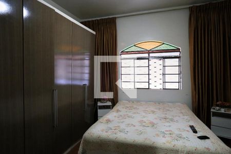 Quarto de casa para alugar com 2 quartos, 180m² em Boa Vista, Belo Horizonte