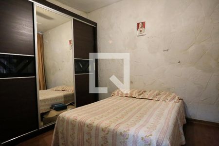 Quarto 1 de casa para alugar com 2 quartos, 180m² em Boa Vista, Belo Horizonte