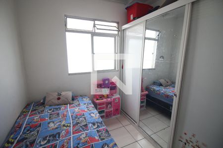Quarto 1 de apartamento para alugar com 2 quartos, 60m² em Novo Riacho, Contagem