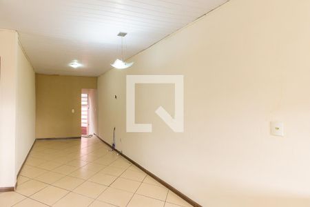 Sala de casa para alugar com 2 quartos, 82m² em Parque dos Bancarios, São Paulo