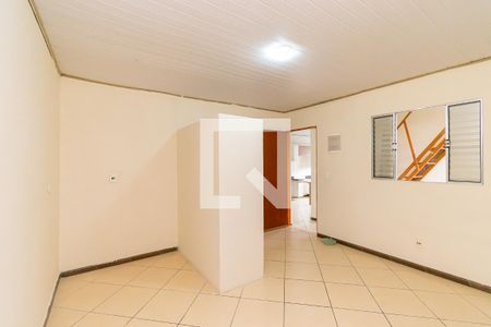 Quarto de casa para alugar com 2 quartos, 82m² em Parque dos Bancarios, São Paulo