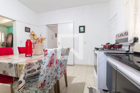 Casa à venda com 5 quartos, 350m² em Vila Moreira, São Paulo