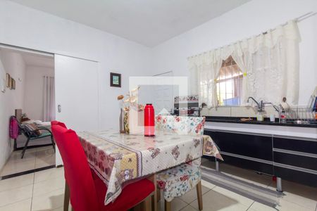 Casa à venda com 5 quartos, 350m² em Vila Moreira, São Paulo