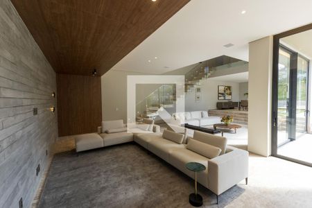 Sala de TV de casa de condomínio à venda com 4 quartos, 650m² em Alphaville Nova Lima, Nova Lima