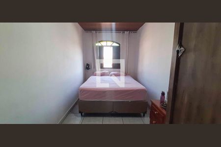 Casa para alugar com 2 quartos, 60m² em Metalúrgicos, Osasco