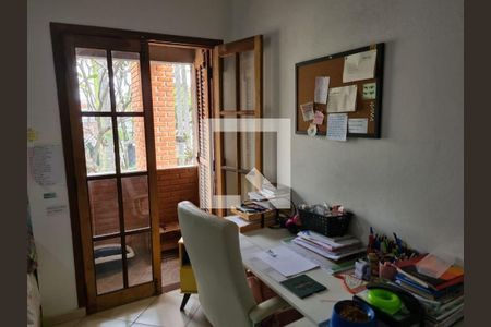 Casa à venda com 3 quartos, 150m² em Indianópolis, São Paulo