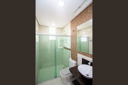 Banheiro da Suíte de casa para alugar com 2 quartos, 110m² em Tropical, Contagem