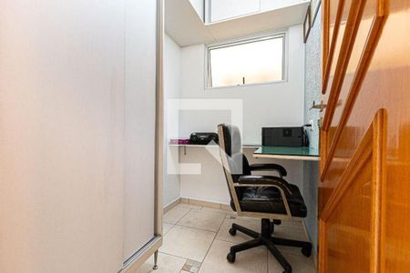 Casa à venda com 2 quartos, 180m² em Indianópolis, São Paulo