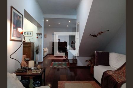 Casa à venda com 3 quartos, 256m² em Bosque da Saúde, São Paulo