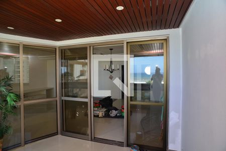 Varanda de apartamento para alugar com 4 quartos, 177m² em Barra da Tijuca, Rio de Janeiro