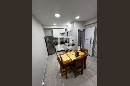 Casa à venda com 3 quartos, 150m² em Vila Cordeiro, São Paulo