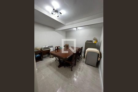 Casa à venda com 3 quartos, 150m² em Vila Cordeiro, São Paulo