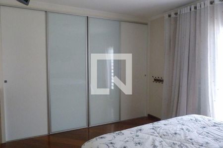Casa à venda com 3 quartos, 200m² em Vila Moinho Velho, São Paulo