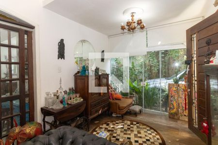 Sala de casa à venda com 3 quartos, 250m² em Realengo, Rio de Janeiro